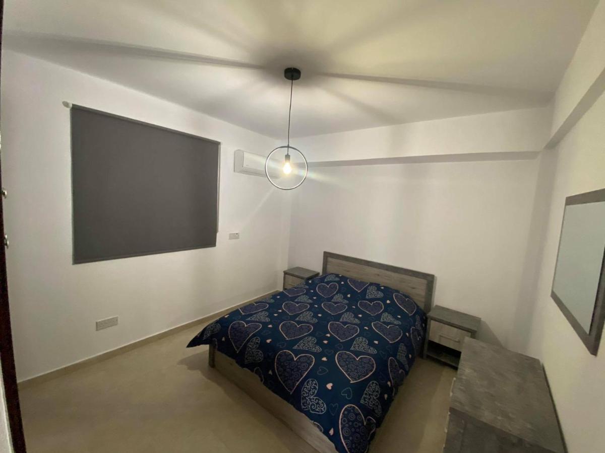 Cosy Apartment In Kato Paphos With Pool Access Zewnętrze zdjęcie