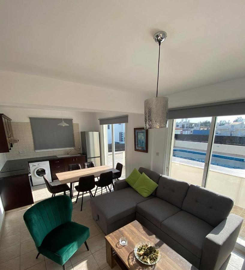 Cosy Apartment In Kato Paphos With Pool Access Zewnętrze zdjęcie